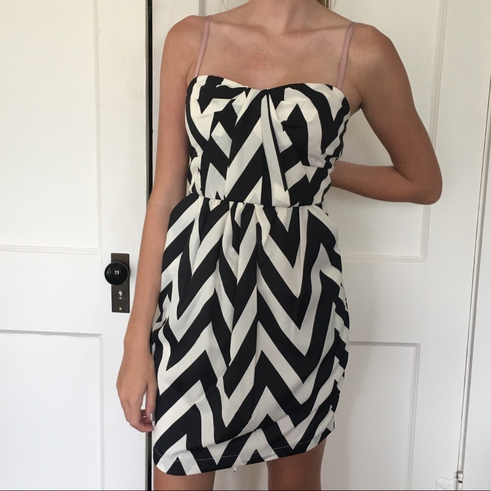 NWOT Greylin Chevron Mini Dress